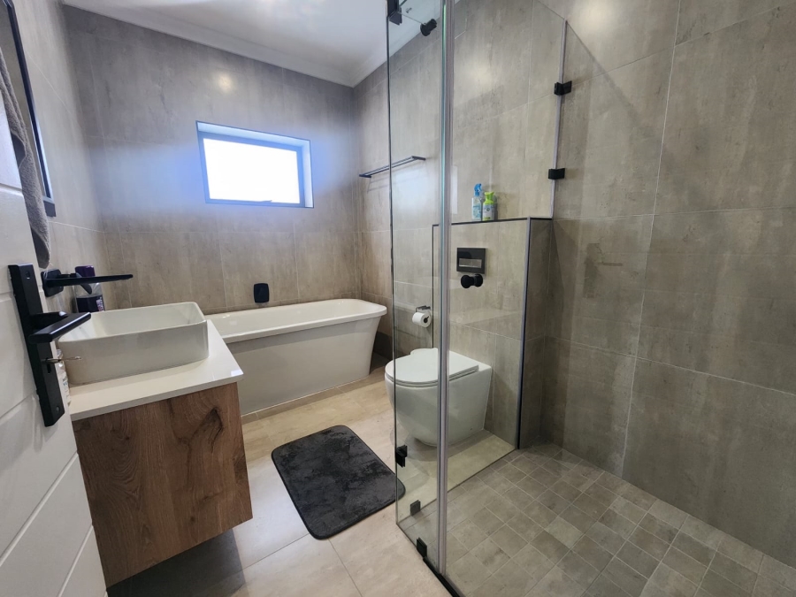3 Bedroom Property for Sale in Tergniet Western Cape